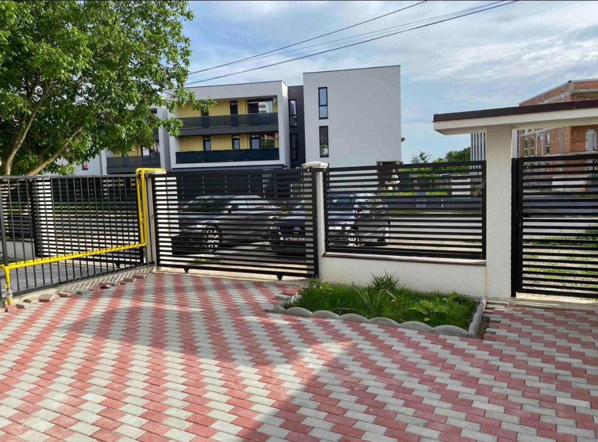 Meta Port Apart Timişoara Exterior foto